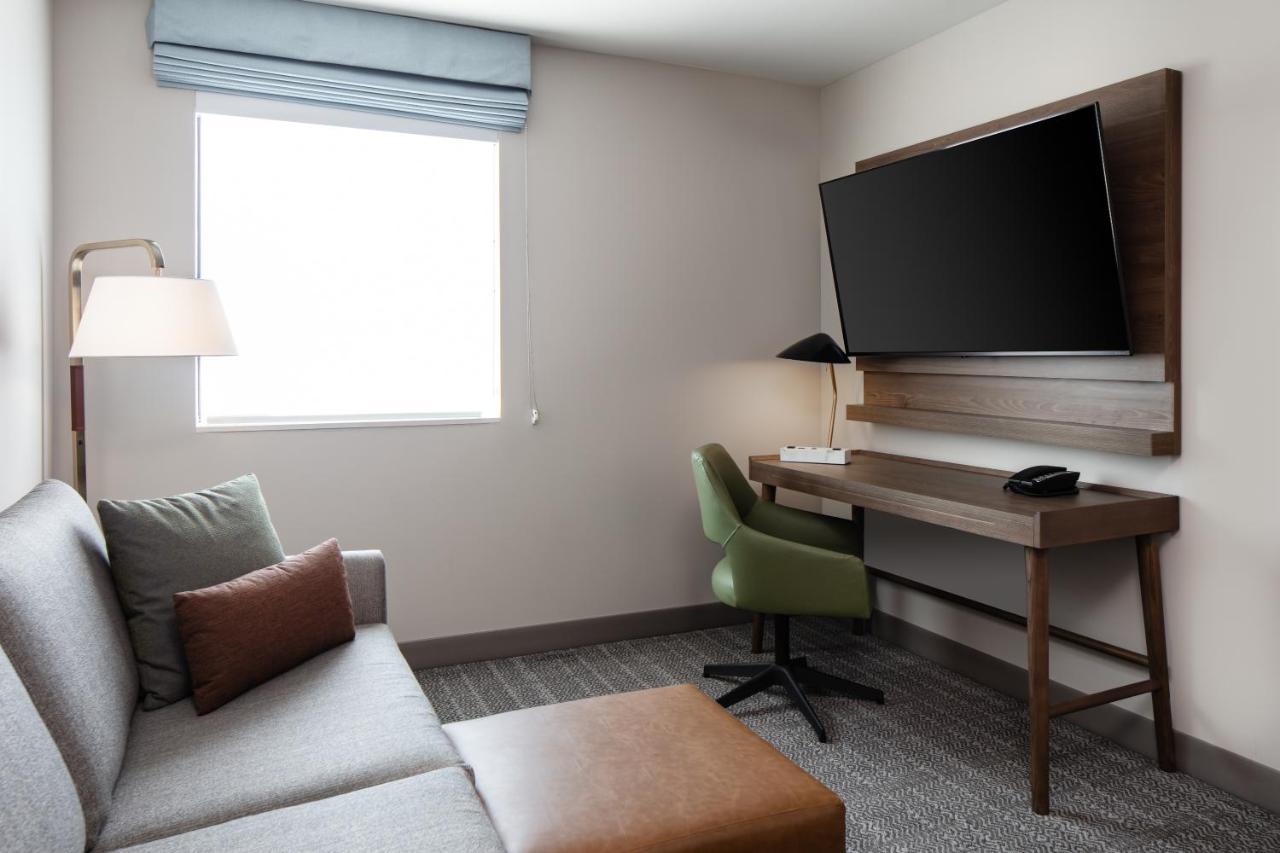 Staybridge - Iowa - By Ihg Coralville