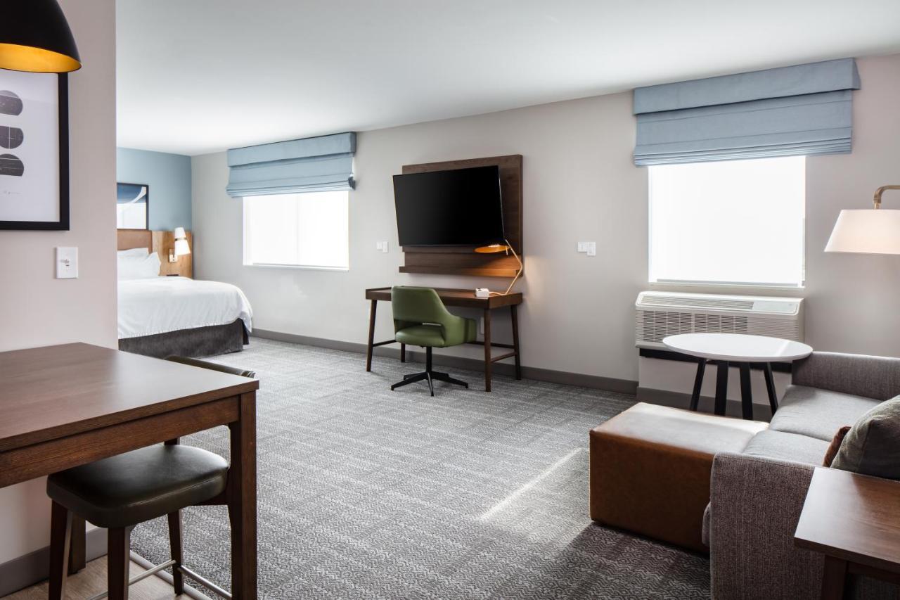 Staybridge - Iowa - By Ihg Coralville
